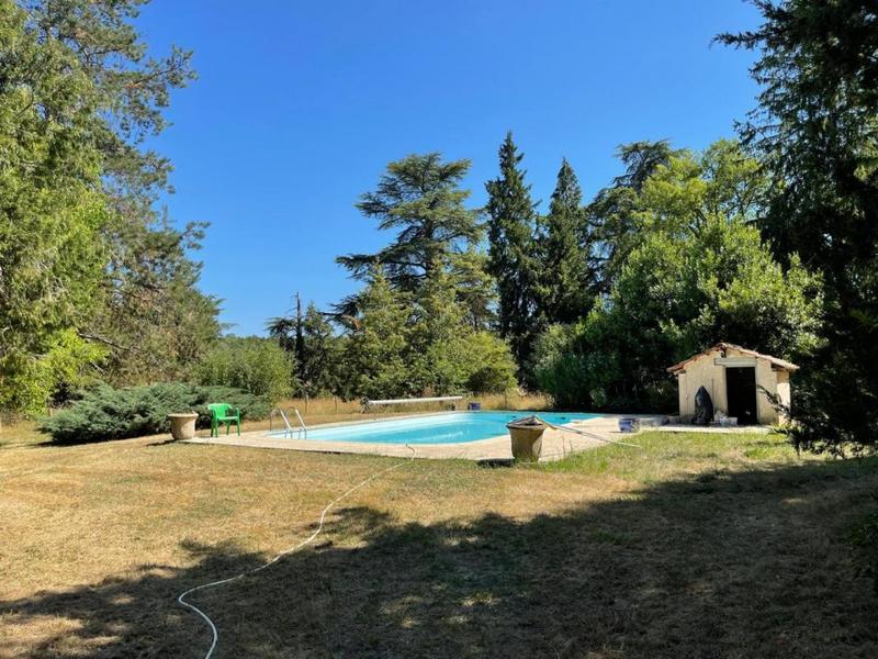 Château - 870 m² - 43 pièces