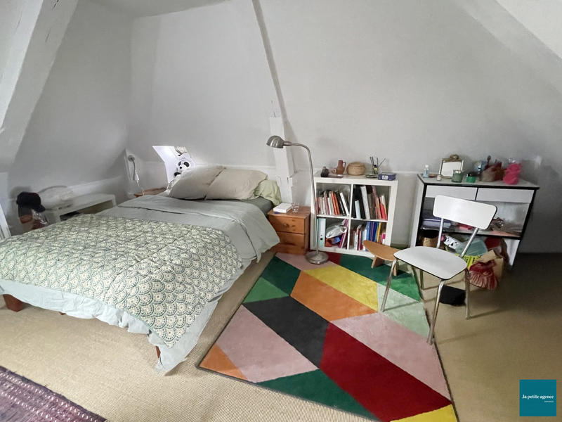 Maison - 224 m² - 8 pièces