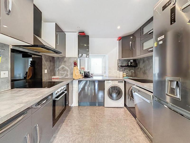 Appartement - 82 m² - 4 pièces