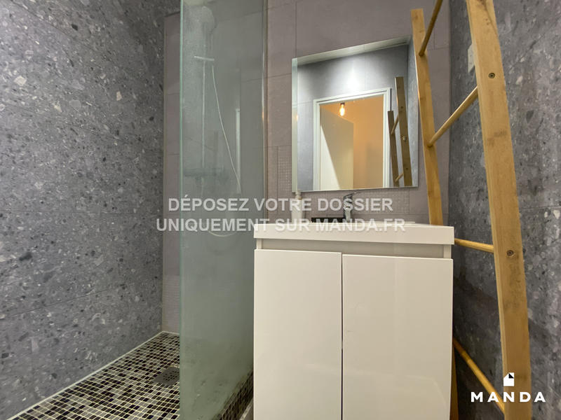 Chambre - 10 m² - 5 pièces