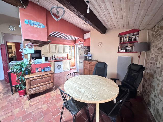 Maison - 143 m² - 5 pièces