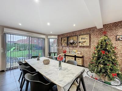 Maison - 130 m² - 5 pièces