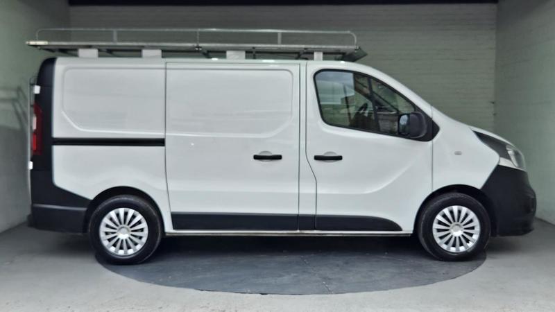 Opel Vivaro Fourgon Fgn F2700 L1h1 1.6 Cdti 120 Ch Pack Clim +
