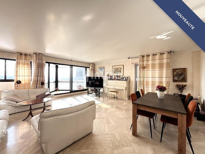 Appartement - 129 m² - 5 pièces