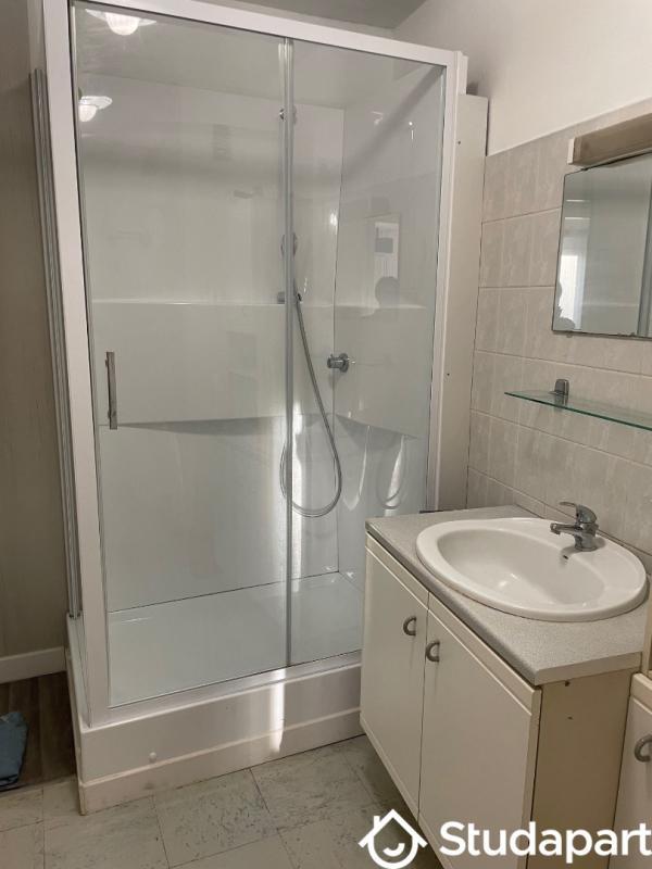 Chambre - 14 m² - 1 pièce