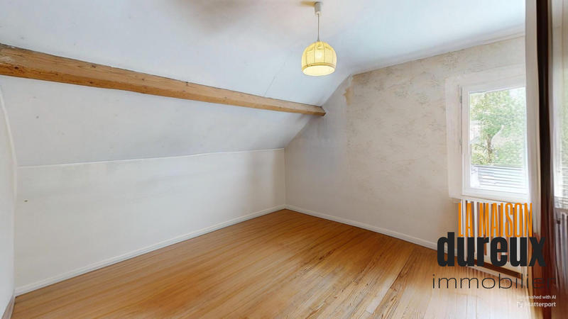 Maison ancienne - 196 m² - 7 pièces