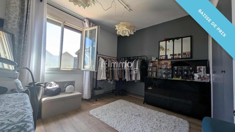 Maison - 95 m² - 5 pièces