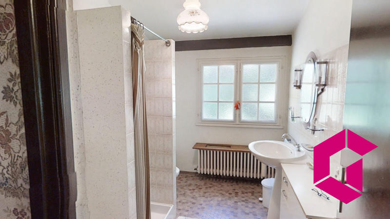 Villa - 172 m² - 8 pièces