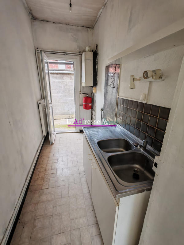 Maison traditionnelle - 200 m² - 11 pièces