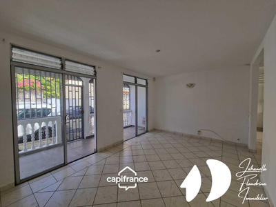 Maison - 63 m² - 3 pièces