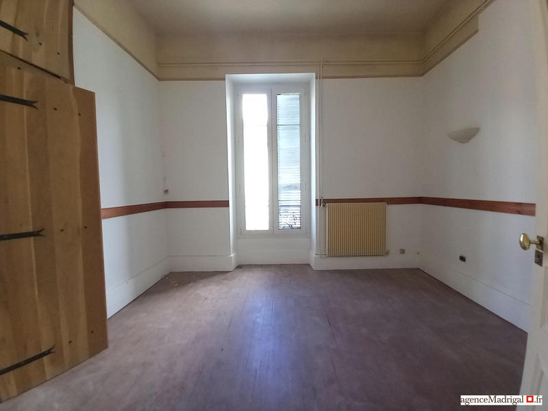 Appartement - 101 m² - 3 pièces