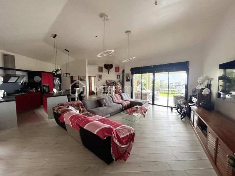 Villa - 180 m² - 6 pièces