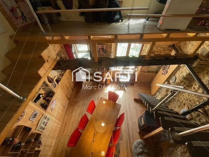 Maison - 225 m² - 10 pièces