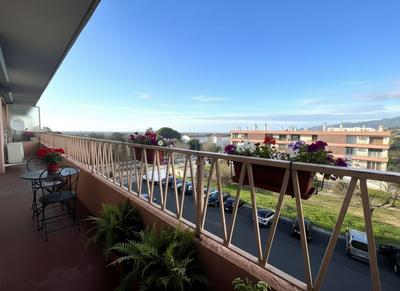 Appartement - 81 m² - 4 pièces