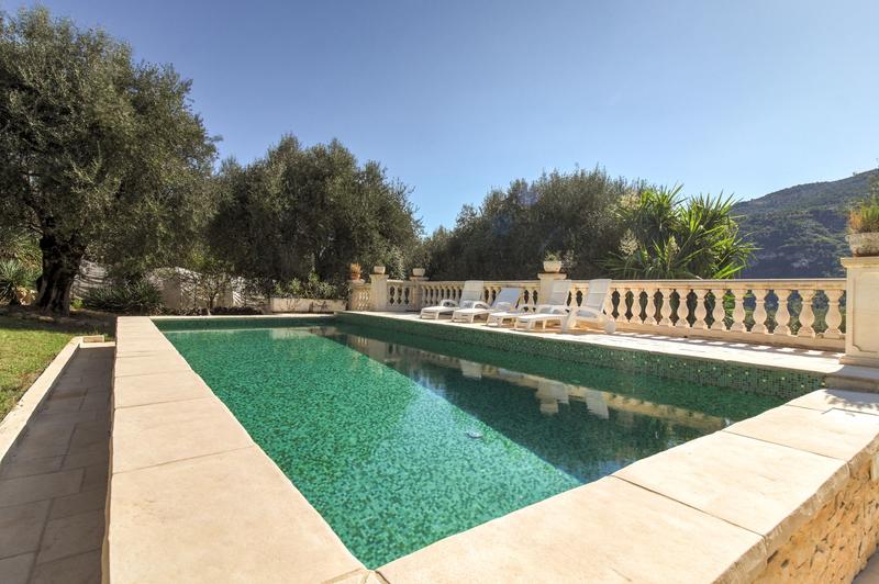 Villa - 136 m² - 6 pièces