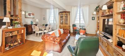 Appartement bourgeois - 140 m² - 6 pièces