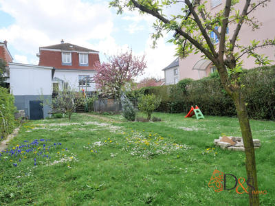 Maison - 100 m² - 5 pièces