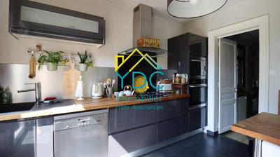 Maison - 172 m² - 8 pièces