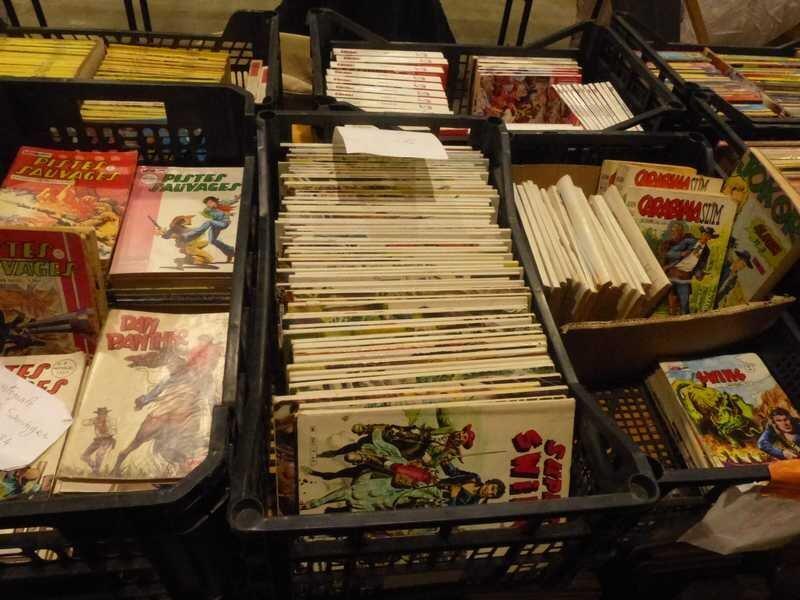 Bourse bd, lire bandes dessinées