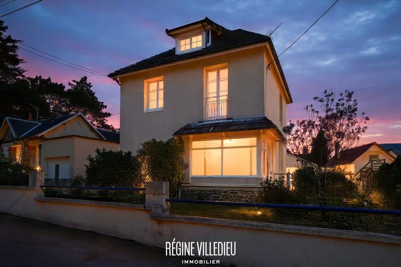 Maison - 94 m² - 5 pièces