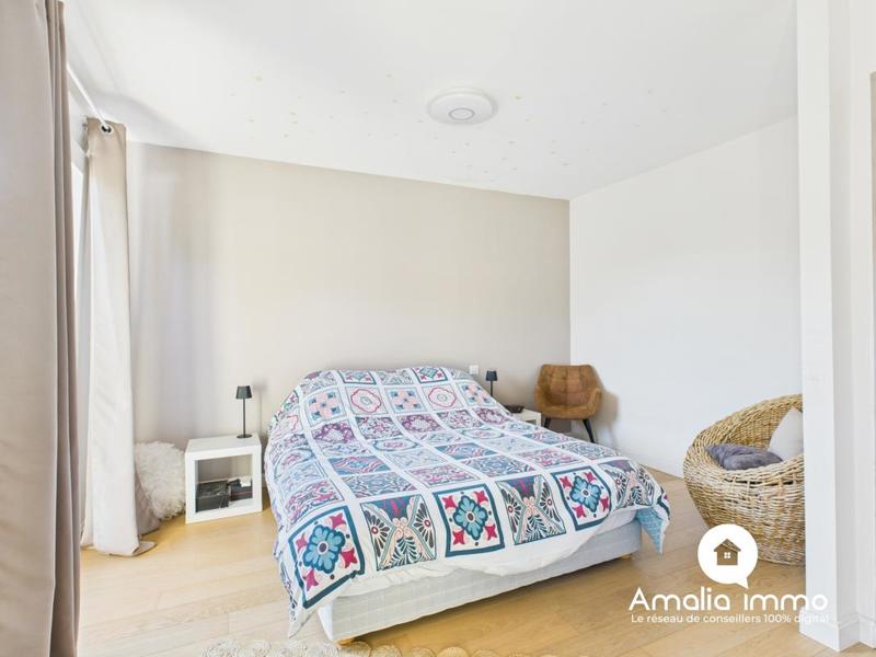 Pavillon - 114 m² - 4 pièces