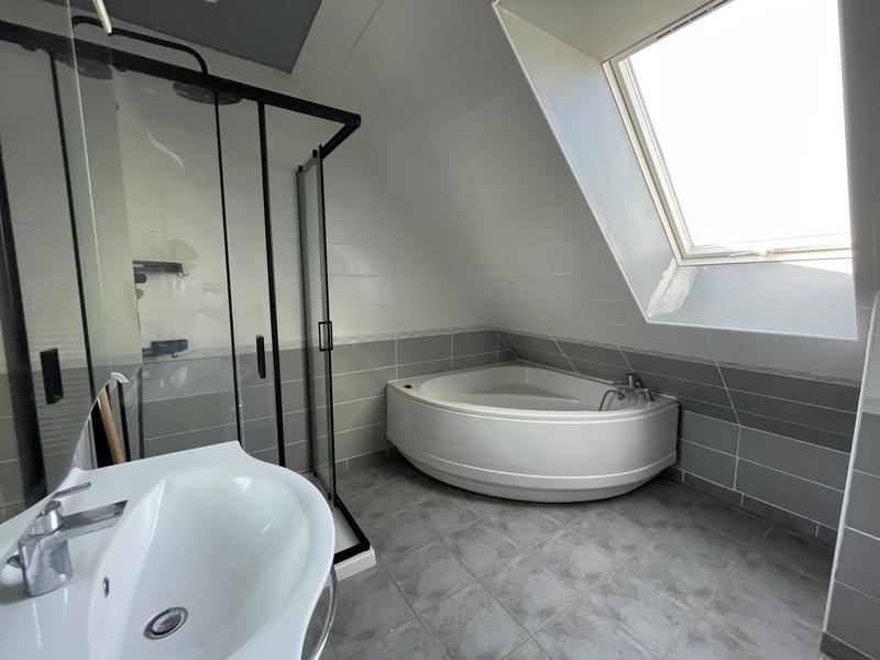 Maison - 109 m² - 6 pièces