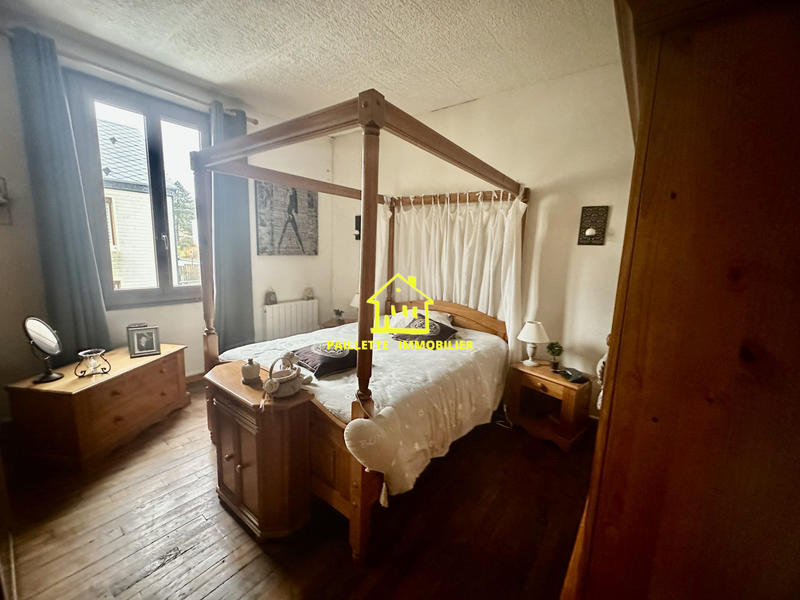 Maison traditionnelle - 105 m² - 4 pièces