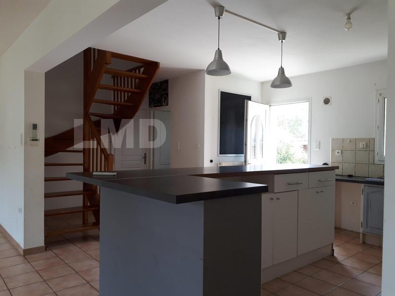 Maison - 96 m² - 4 pièces