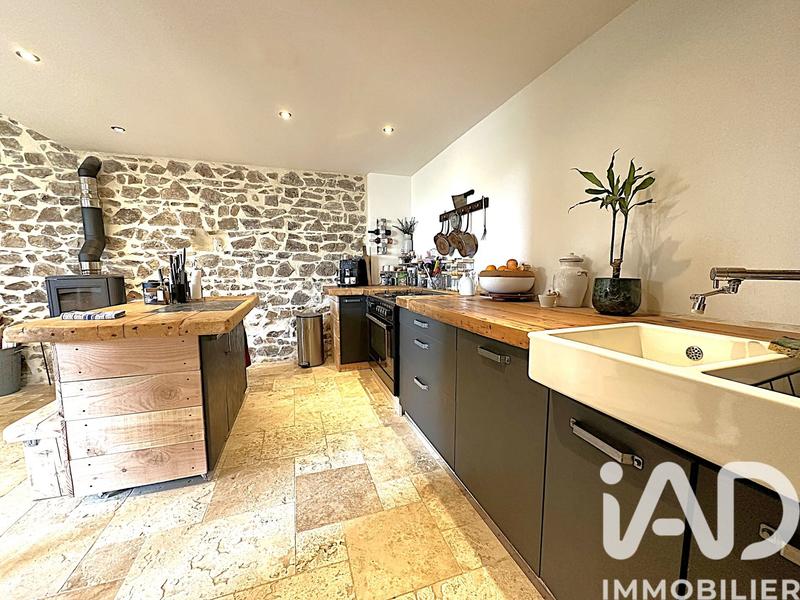 Maison - 170 m² - 8 pièces