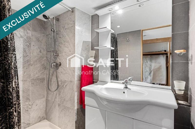 Local commercial - 104 m² - 2 pièces