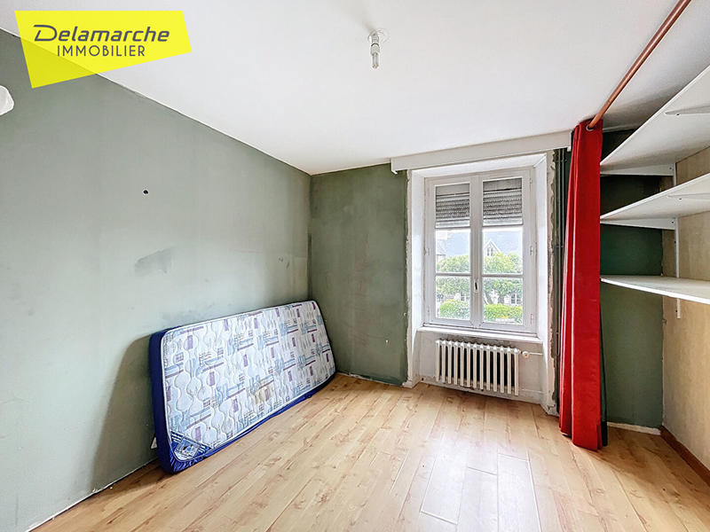 Maison - 265 m² - 9 pièces