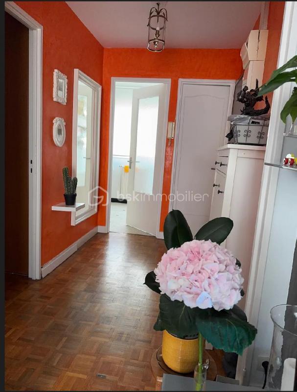 Appartement - 57 m² - 3 pièces