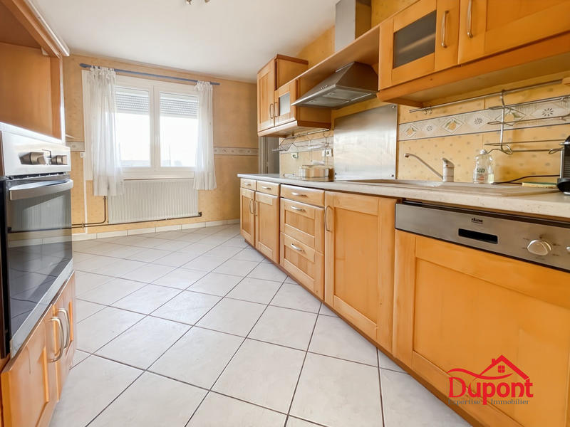 Appartement - 93 m² - 5 pièces