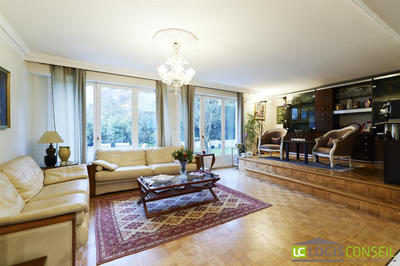 Maison - 142 m² - 6 pièces