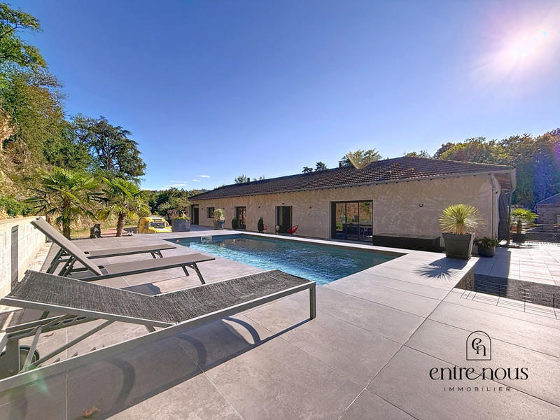 Maison - 167 m² - 4 pièces