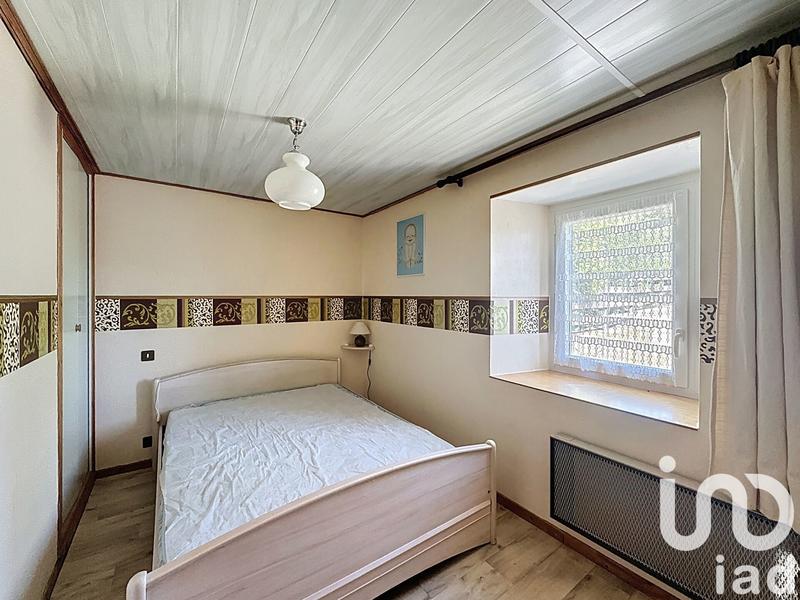 Maison - 199 m² - 9 pièces