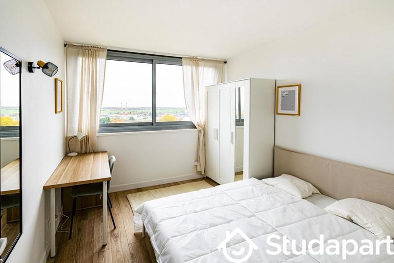 Chambre - 15 m² - 1 pièce