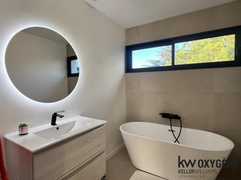 Maison - 138 m² - 4 pièces