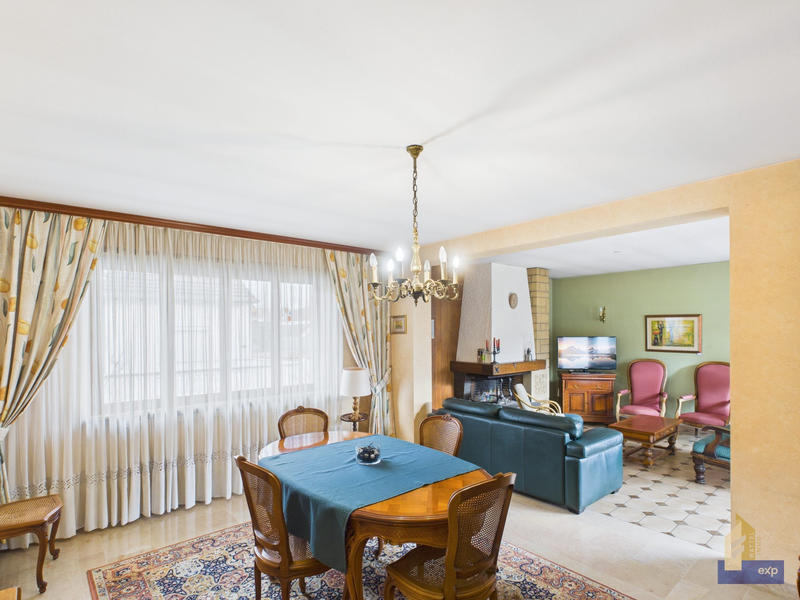 Maison traditionnelle - 123 m² - 5 pièces