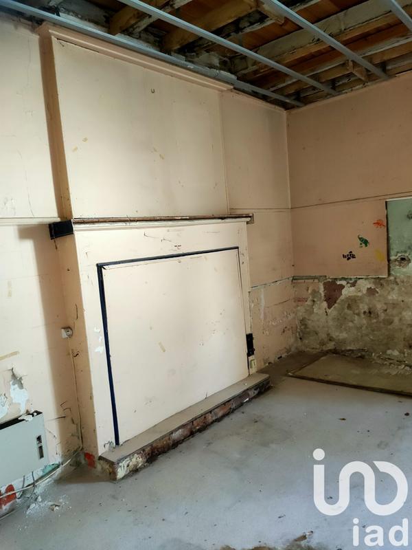 Maison - 180 m² - 8 pièces