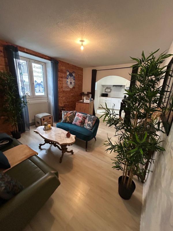 Appartement - 63 m² - 6 pièces