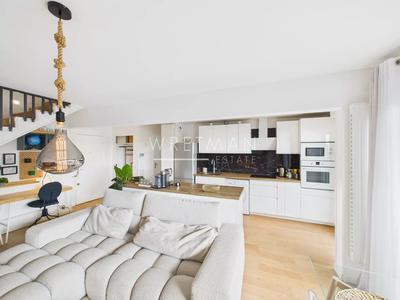 Appartement - 80 m² - 4 pièces