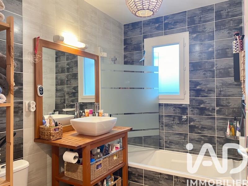 Maison - 85 m² - 4 pièces