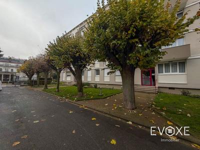 Appartement - 75 m² - 5 pièces