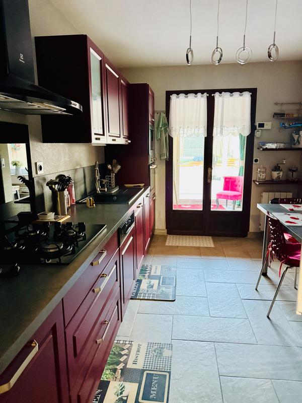 Maison - 105 m² - 5 pièces