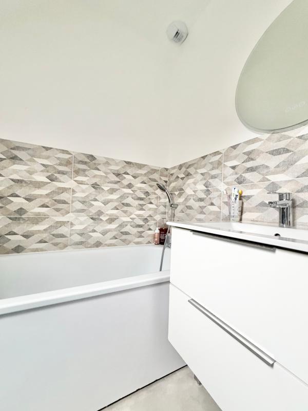 Maison - 98 m² - 5 pièces