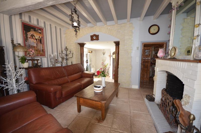 Maison - 226 m² - 7 pièces