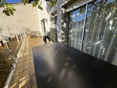 Maison - 200 m² - 8 pièces