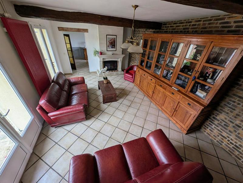 Maison - 180 m² - 7 pièces