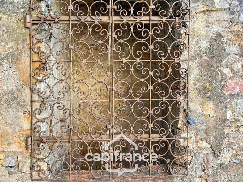 Mas - 201 m² - 6 pièces